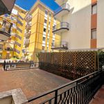 Affitto 5 camera appartamento di 123 m² in Benevento