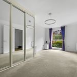 Rent 1 bedroom flat of 55 m² in Cambridge