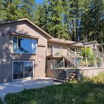 6 bedroom house of 4133 sq. ft in Peachland