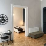 Rent 2 bedroom apartment of 89 m² in Budapest