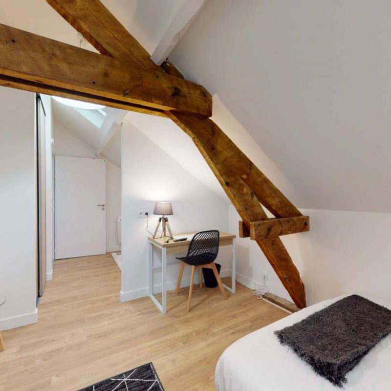 Elegant double ensuite bedroom not far from the Campus du Tertre