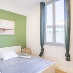 Rent 4 bedroom apartment of 68 m² in Marseille