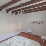 Rent a room of 300 m² in Sevilla