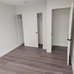 Rent 2 bedroom apartment of 73 m² in Santa Ana