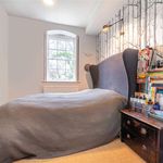 Rent 5 bedroom apartment of 180 m² in London