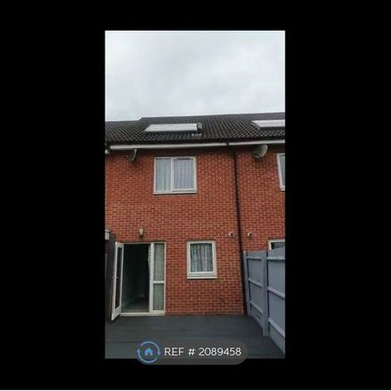 Terraced house to rent in Nightingale Grove, Basildon SS14 Barstable