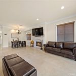 Rent 4 bedroom apartment of 275 m² in Huntington Beach