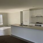 Rent 4 bedroom house in Pakenham