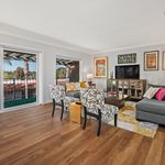 Rent a room of 98 m² in Laguna Woods