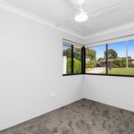 Rent 4 bedroom house of 8283 m² in Wagga Wagga