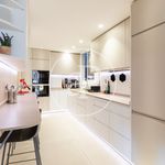 Rent 4 bedroom apartment of 176 m² in valencia