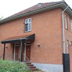 Rent 4 bedroom apartment of 105 m² in Rosenvej