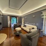 Rent 5 bedroom house of 373 m² in Narni