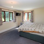 Rent 5 bedroom house in Telford