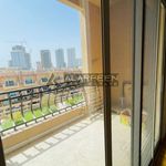 Rent 1 bedroom apartment of 736 m² in Dubai