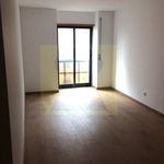 Alugar 2 quarto apartamento de 116 m² em Algueirão-Mem Martins