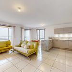 Rent 4 bedroom apartment of 88 m² in Bron