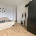 Appartement de 27 m² avec 2 chambre(s) en location à Grenoble