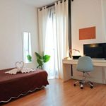 Rent a room of 1000 m² in Madrid