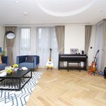 Rent 2 bedroom apartment of 99 m² in London