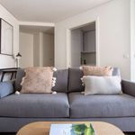 Rent 1 bedroom apartment of 69 m² in Algés