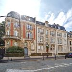 Huur 2 slaapkamer appartement van 180 m² in Brussels