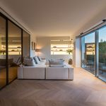 Rent 5 bedroom apartment of 211 m² in Sevilla
