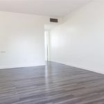 Rent 1 bedroom apartment of 58 m² in Hialeah