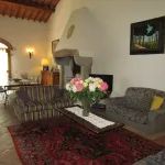 Rent 9 bedroom house of 200 m² in Firenze
