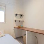 Rent 3 bedroom apartment of 100 m² in València