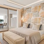 Rent 4 bedroom house of 474 m² in Estepona