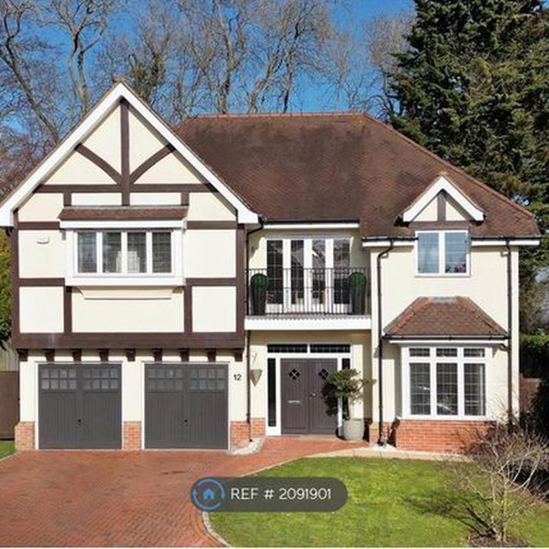 Detached house to rent in Park Grove, Beaconsfield HP9 Knotty Green