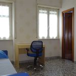 Affitto 3 camera appartamento per studenti di 93 m² in Roma