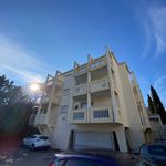 Rent 2 bedroom apartment of 33 m² in Montpellier