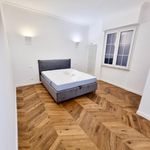Affitto 6 camera appartamento di 206 m² in Genova