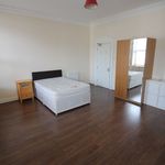 Rent 6 bedroom house in Heaton