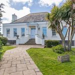 Rent 4 bedroom house in Guernsey