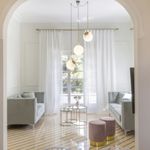 Rent 6 bedroom house of 270 m² in Glyfada
