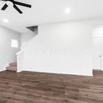 Rent 4 bedroom house of 200 m² in Granville