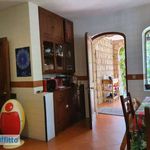 Rent 5 bedroom apartment of 150 m² in Napoli