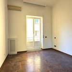 Rent 5 bedroom apartment of 205 m² in Rome