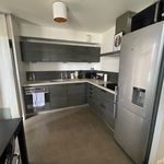 Rent 4 bedroom apartment of 82 m² in Décines-Charpieu