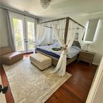 Rent 4 bedroom apartment of 267 m² in Irvine