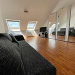 Miete 4 Schlafzimmer haus von 155 m² in Cologne