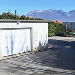 Rent 4 bedroom house of 106 m² in Annecy
