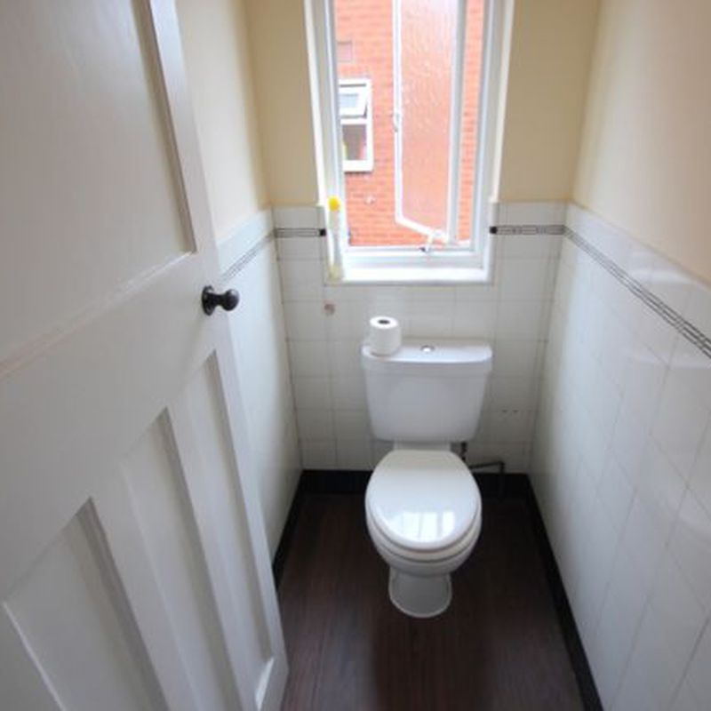 Semi-detached house to rent in St Annes Road, Headingley, Leeds LS6 Far Headingley