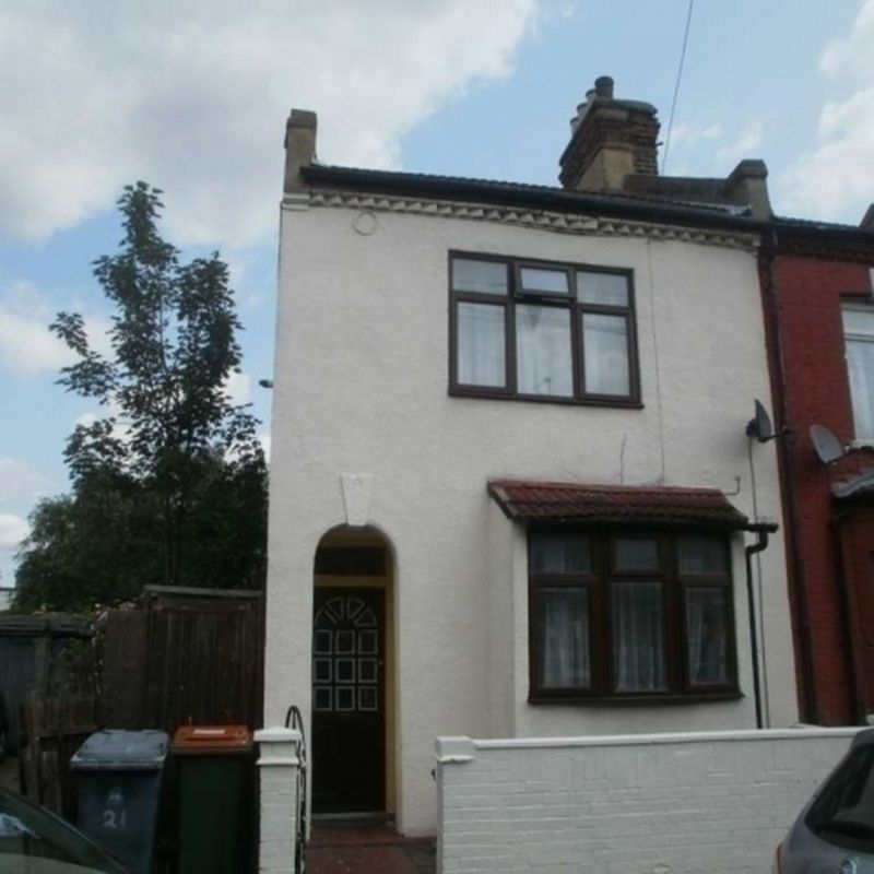 3 Bedroom End of Terrace House to Rent Plaistow