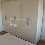 Najam 4 spavaće sobe stan od 96 m² u Rijeka