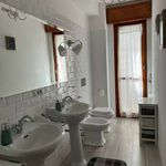 Affitto 4 camera appartamento di 130 m² in Cagliari