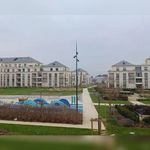 Rent 1 bedroom apartment in Saint-Cyr-sur-Loire